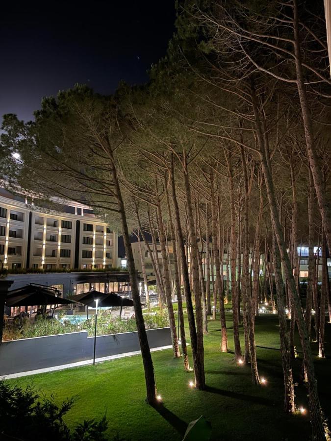 Eme Apartments - Kompleksi Lura 2 Gjiri I Lalzit ドゥラス エクステリア 写真