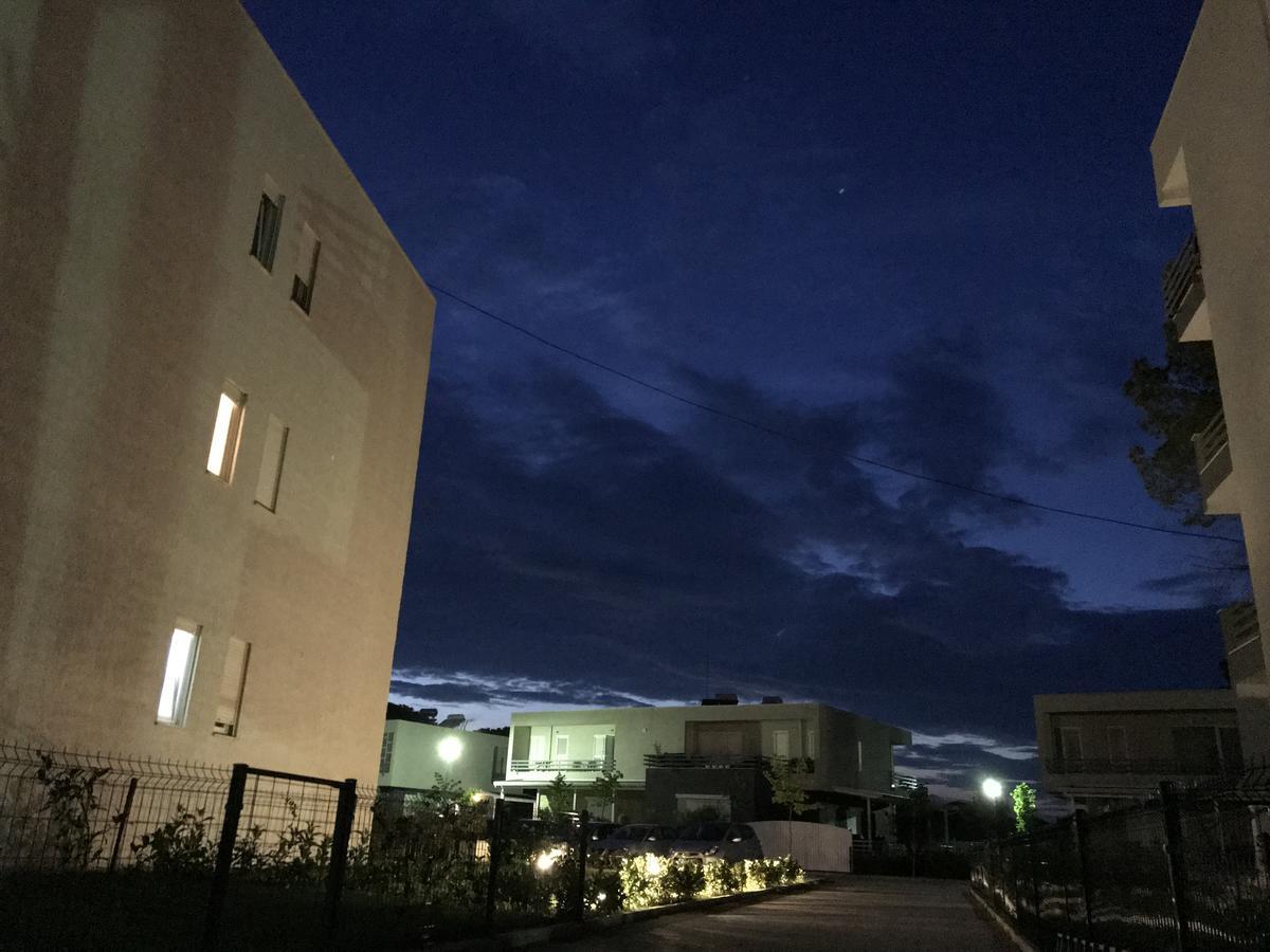 Eme Apartments - Kompleksi Lura 2 Gjiri I Lalzit ドゥラス エクステリア 写真