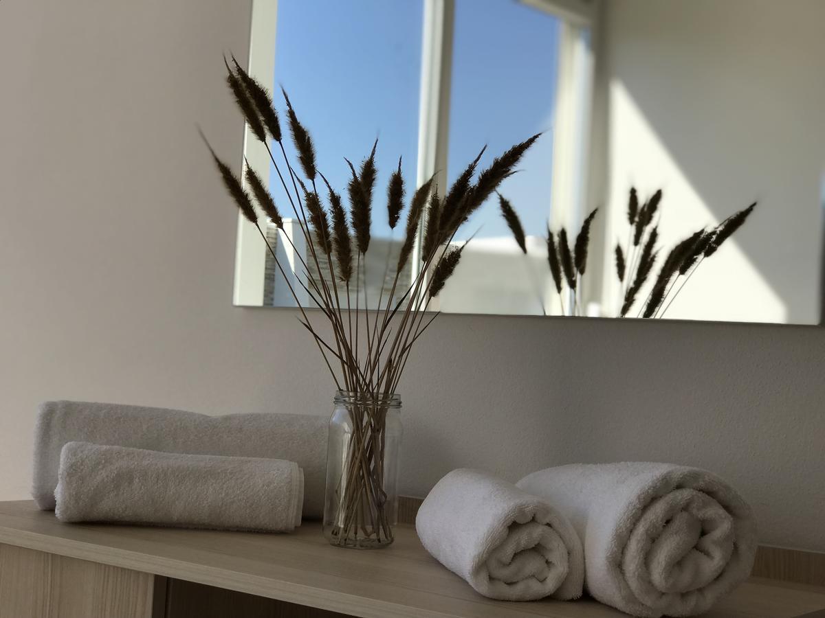 Eme Apartments - Kompleksi Lura 2 Gjiri I Lalzit ドゥラス エクステリア 写真